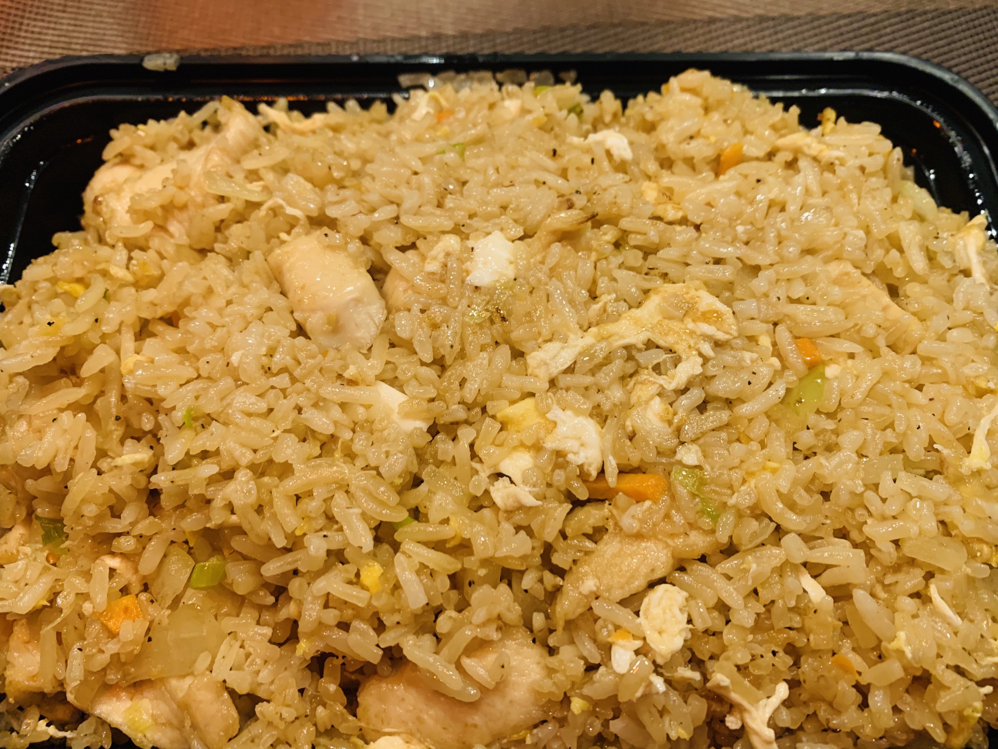 Order 2. Chicken Fried Rice food online from Tomodachi Japanese Steakhouse & Sushi Bar store, Royersford on bringmethat.com