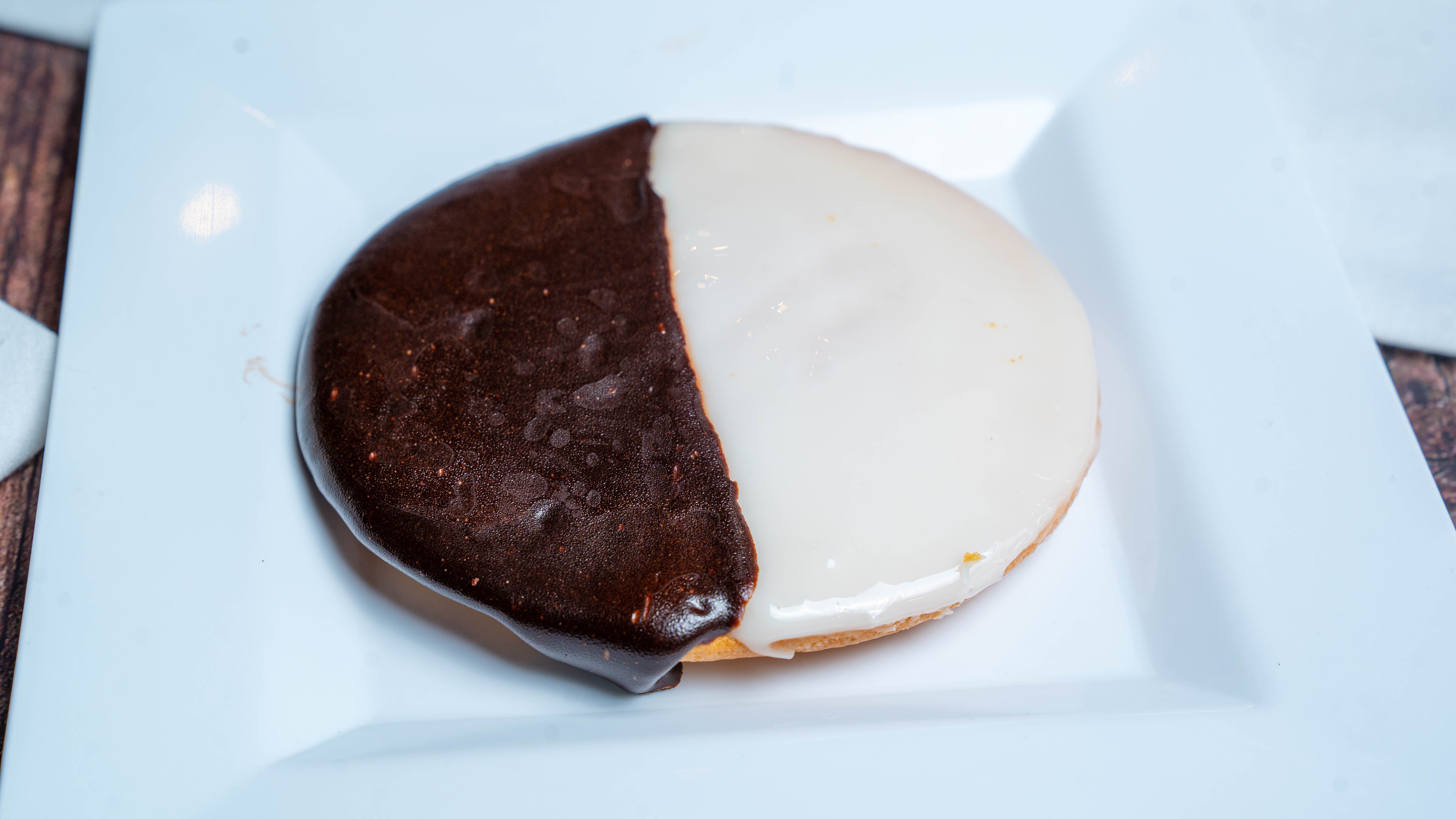 Order Black and White Cookies food online from Tommy Pastrami New York Delicatessen store, Laguna Hills on bringmethat.com
