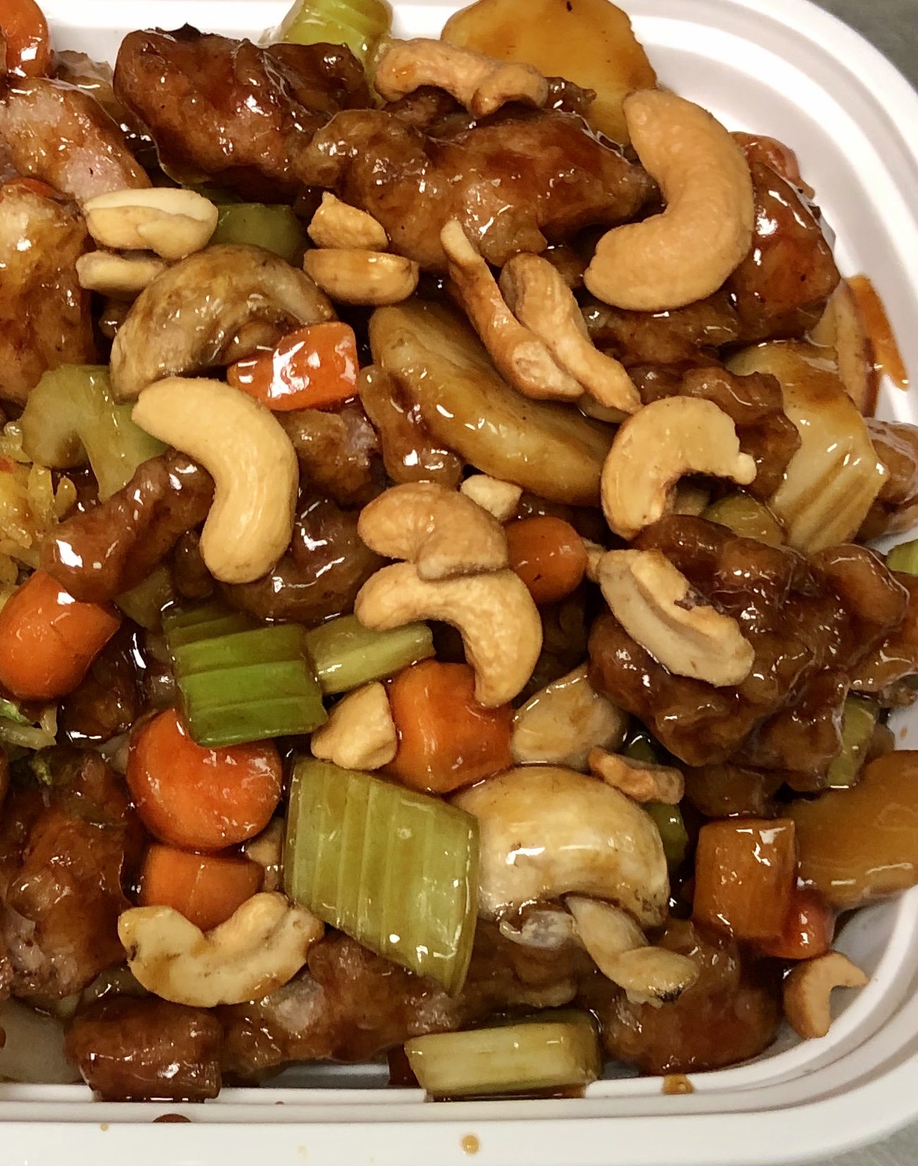 Order 64. Chicken with Cashew Nuts food online from China Star store, Dunbar on bringmethat.com