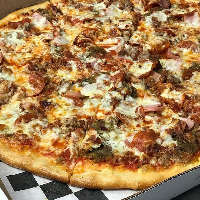 Order Meat Eater Pizza food online from Classica Pizza store, Norwalk on bringmethat.com