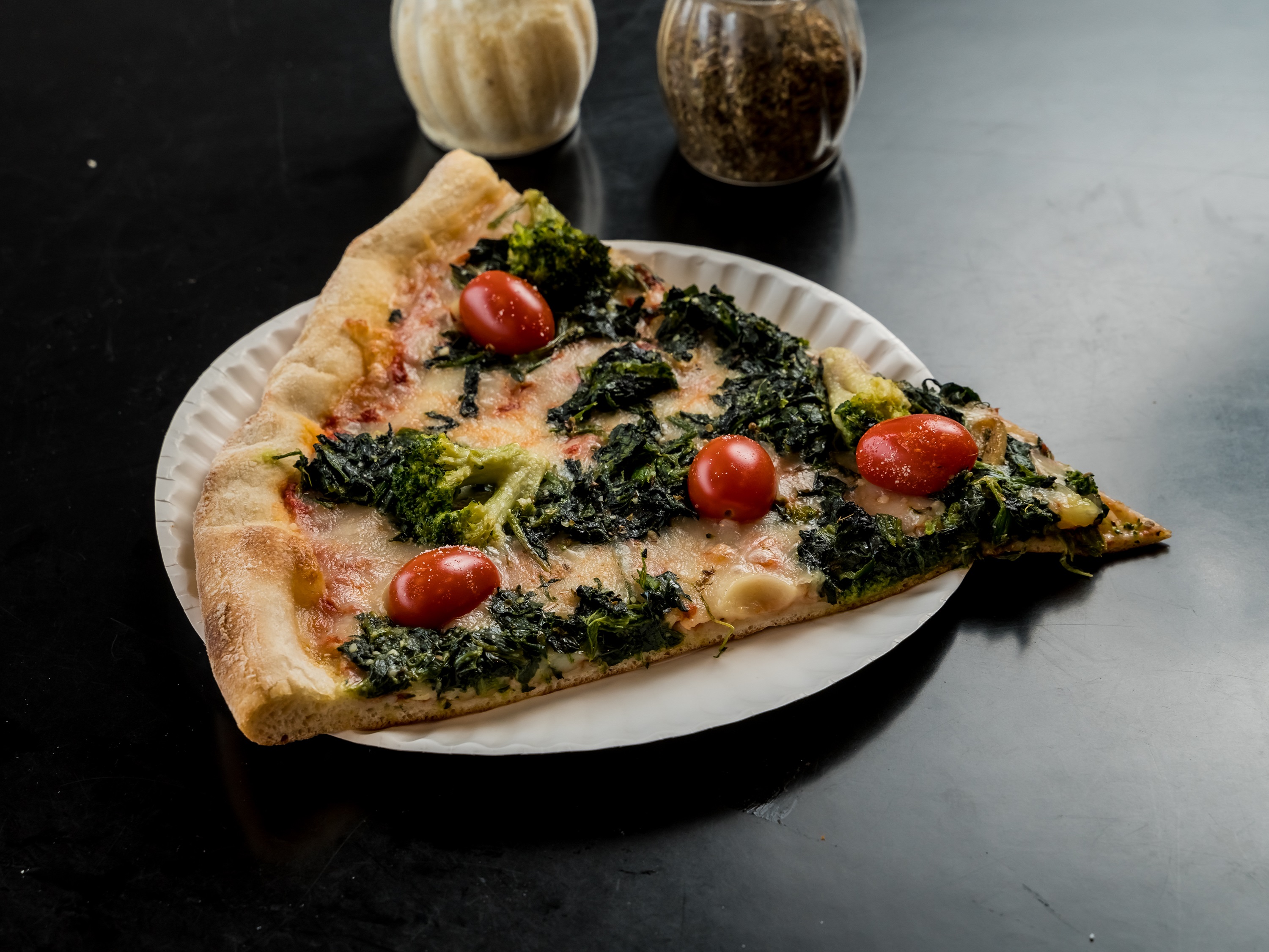 Order Vegetable Pizza food online from Rosario's Pizzeria store, Seaford on bringmethat.com