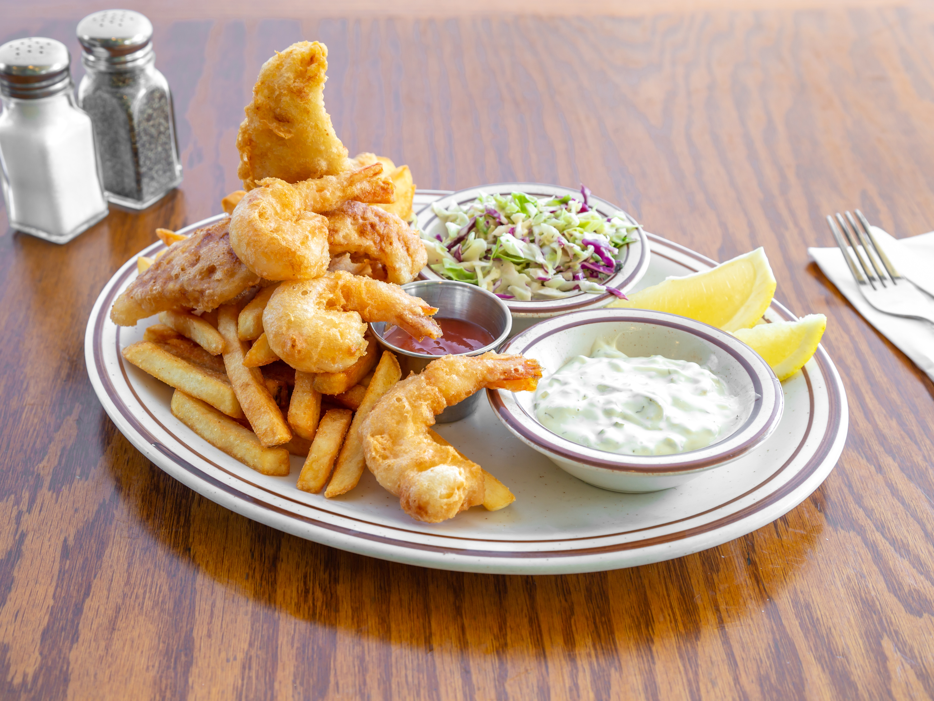 Order Beer Battered Seafood Platter food online from Sweetie Cafe & Catering store, Redding on bringmethat.com