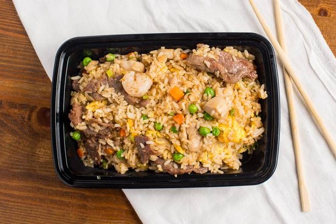 Order RE2 House Fried Rice W/Beef＆Shrimp 台灣牛肉蝦仁炒飯* food online from Chicken dijon store, Los Angeles on bringmethat.com