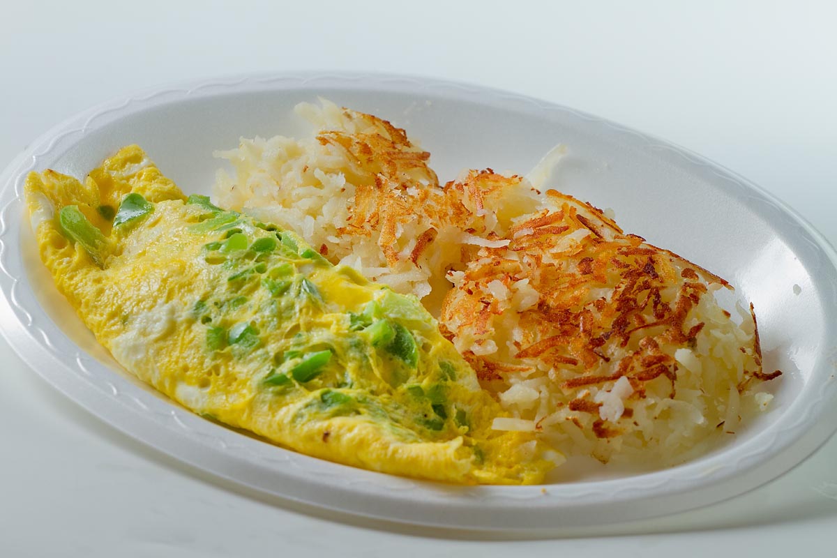 Order Denver Omelet with Hashbrowns food online from Billy Goat Tavern store, Chicago on bringmethat.com