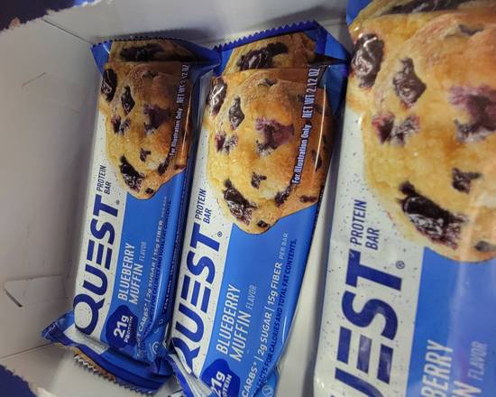 Order QUEST BARS BLUEBERRY MUFFIN 20 GRAMS  food online from Hub Market & Deli store, San Diego on bringmethat.com