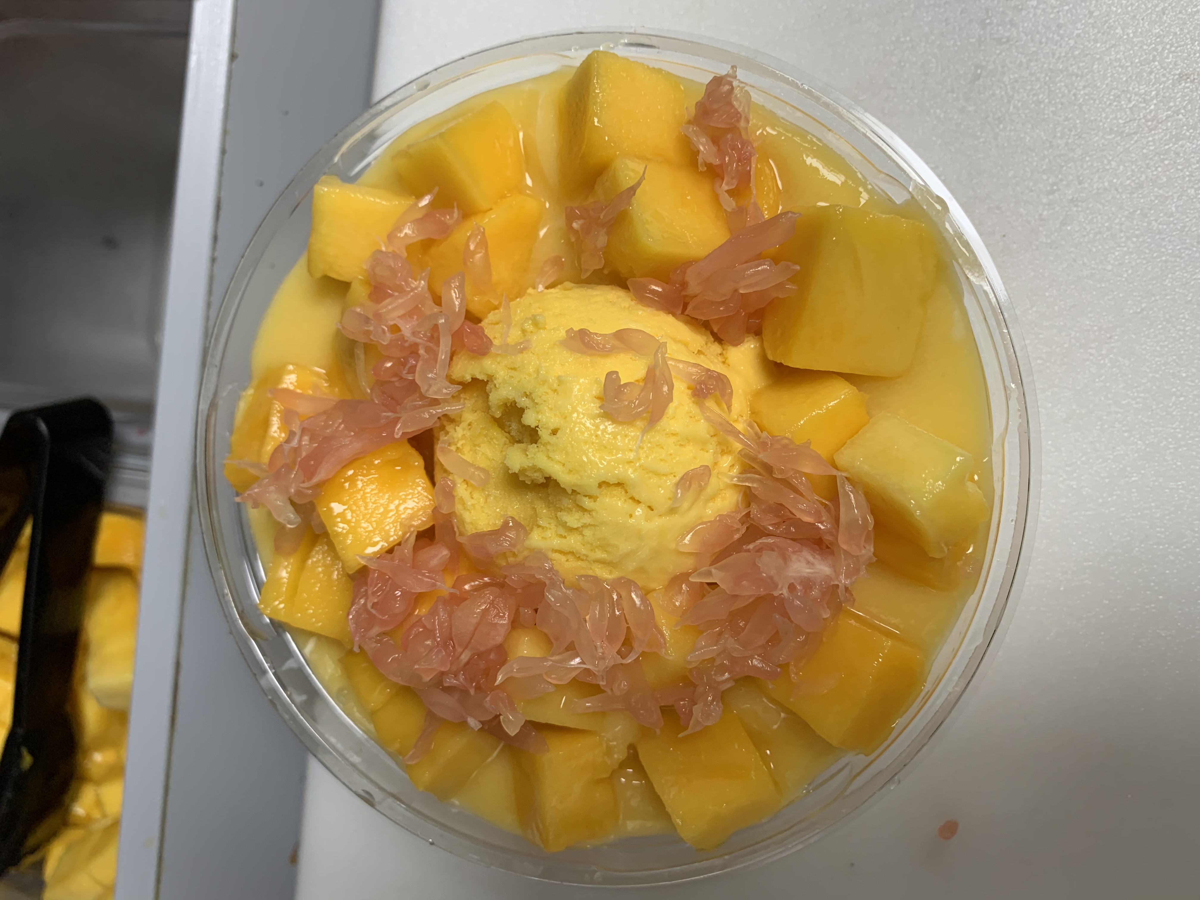 Order A1. Special Mango Juice Sago and Pomelo with Mango Ice Cream food online from Mango Mango store, Edison on bringmethat.com