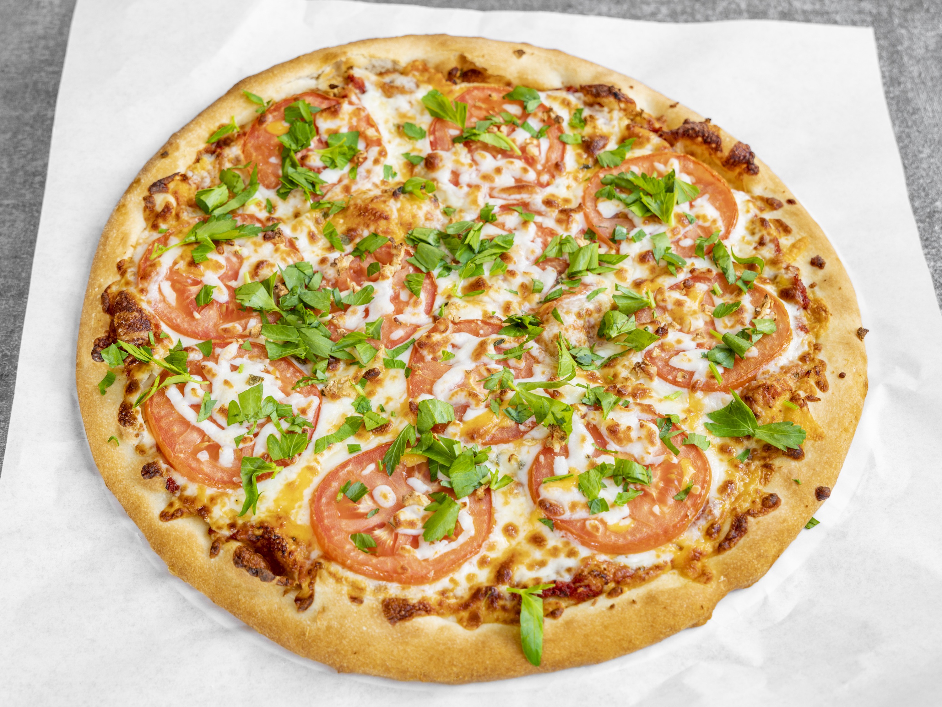 Order Margarita Pizza food online from Momos Grill store, Irvine on bringmethat.com