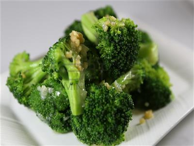 Order Stir-Fried American Broccoli with Garlic food online from MingHin Cuisine - South Loop store, Chicago on bringmethat.com