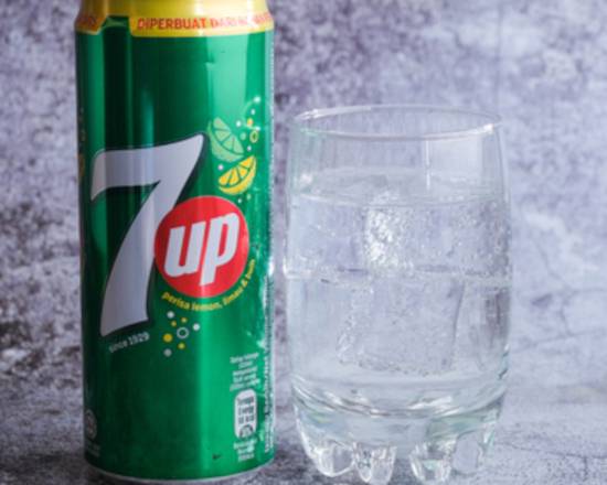 Order 7-Up Can (12 oz) food online from Ice Cream Super Star store, Oakland on bringmethat.com