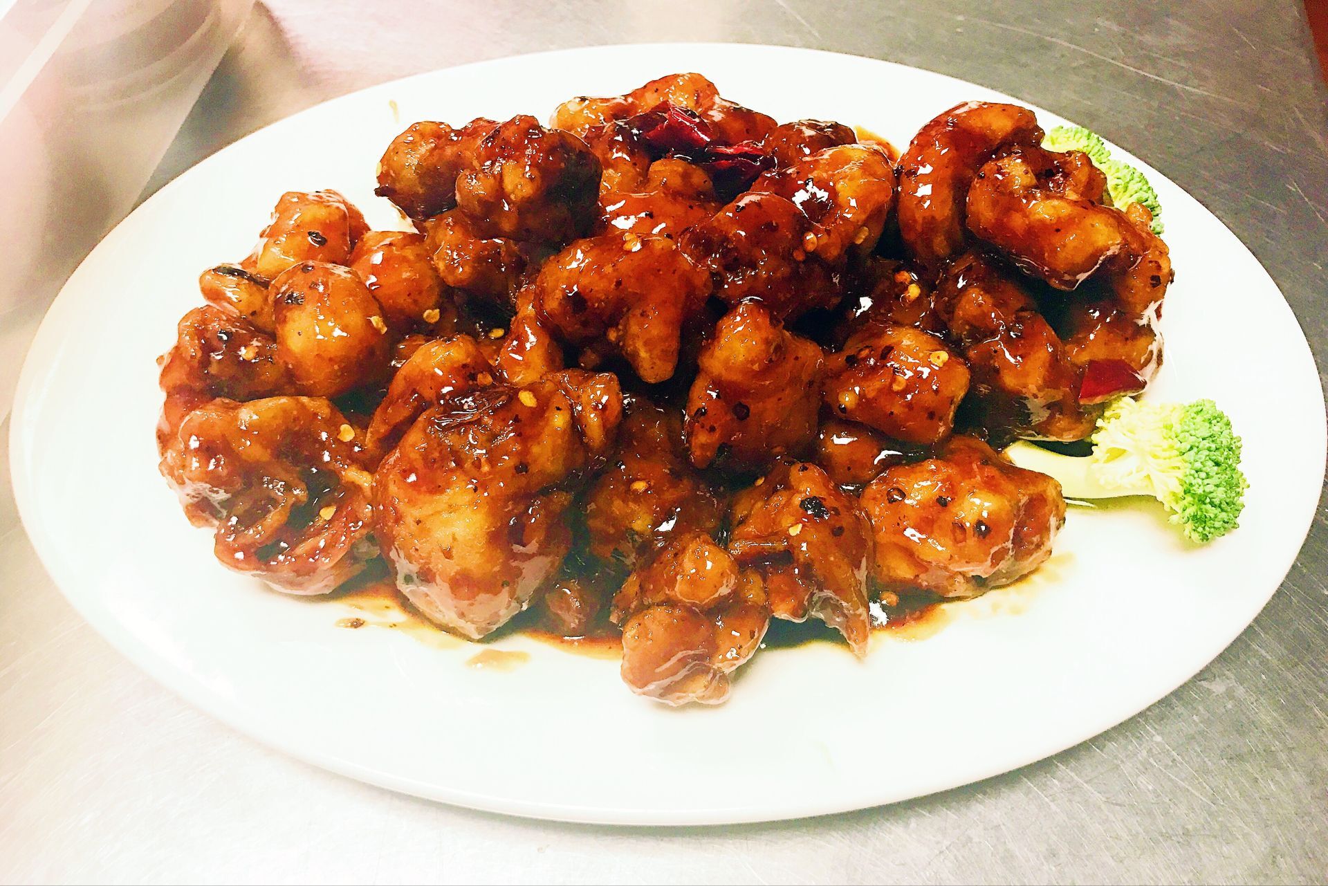 Order General Tao's Chicken food online from Red Corner China Diner store, Midvale on bringmethat.com