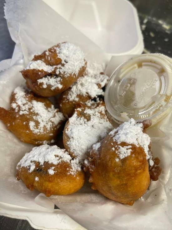 Order Fried Oreos food online from The Pizza Cutters store, Syracuse on bringmethat.com