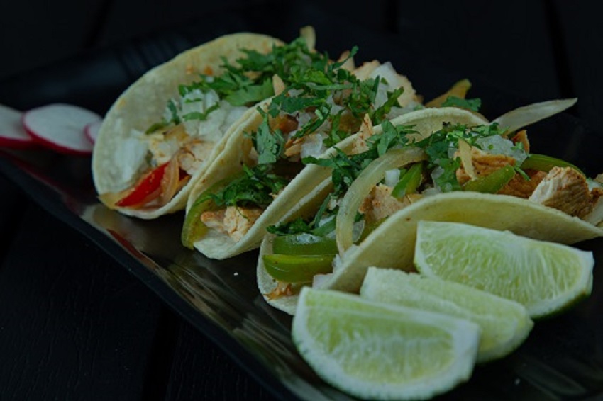 Order Grilled Chicken Taco food online from Taqueria Santa Fe store, Brooklyn on bringmethat.com