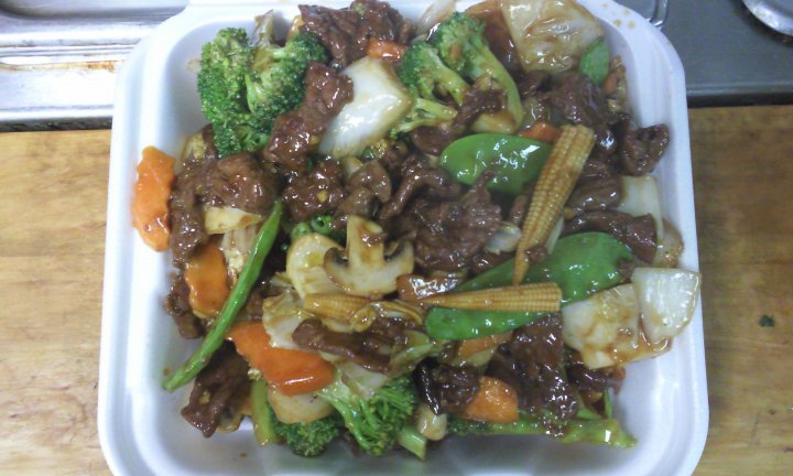 Order 69. Beef Fillet Chinese Style food online from Chinese American Restaurant store, Houston on bringmethat.com