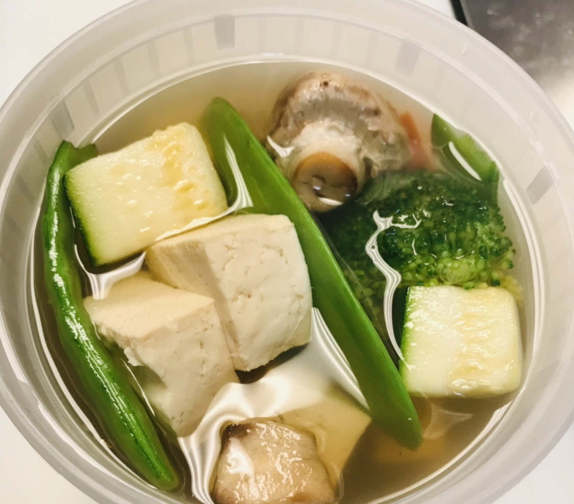 Order 16. Vegetable with Tofu Soup food online from Chopstix store, Henderson on bringmethat.com