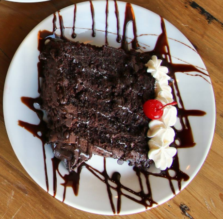 Order Chocolate Cake Extreme food online from Green St. Grille store, Bensenville on bringmethat.com