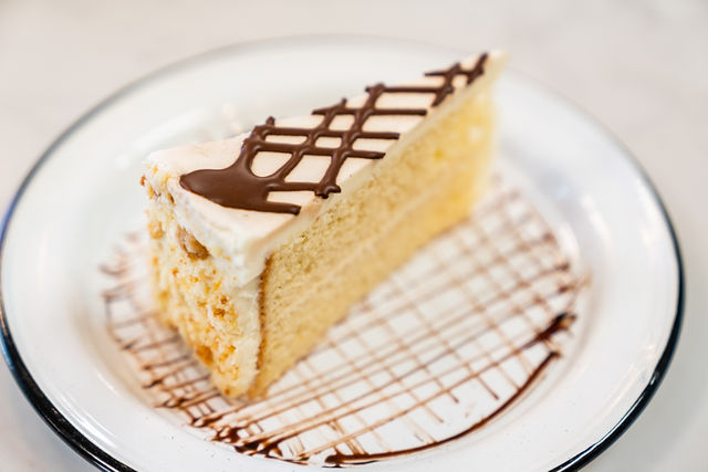 Order Tres Leches Cake food online from Tio Pepe Chicken store, Austin on bringmethat.com