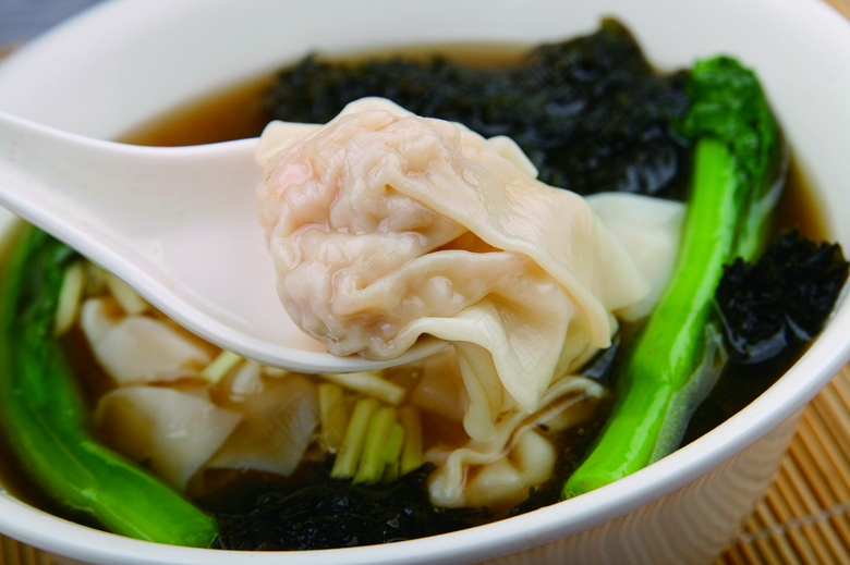 Order Seaweed Wonton Soup清汤云吞 food online from Frice store, Riverside on bringmethat.com