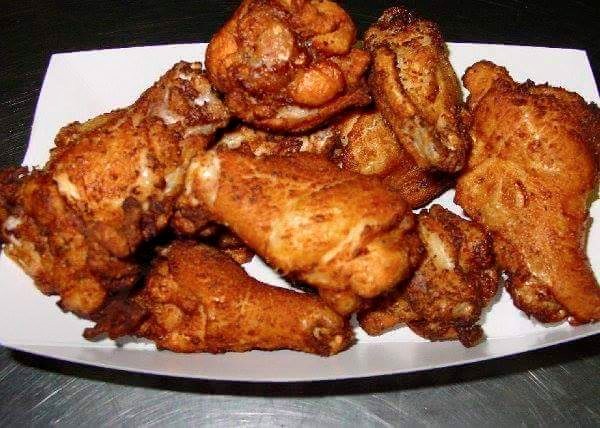 Order 6 Piece Fresh Wings food online from Juliano Italian Pizzeria store, Derry on bringmethat.com