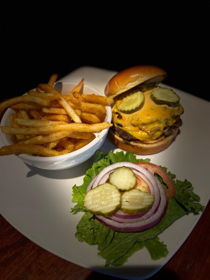 Order King's Signature Smash Burger food online from Three Kings Public House store, St Louis on bringmethat.com