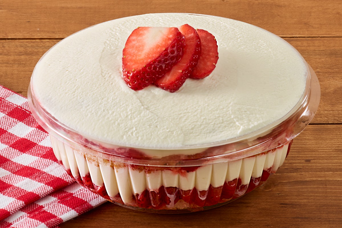 Order Strawberry Shortcake food online from Portillo's Hot Dogs store, Chicago on bringmethat.com