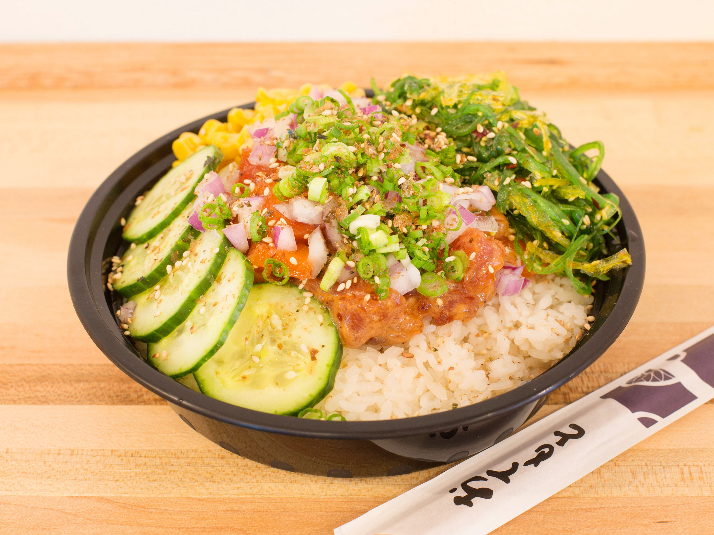 Order Nagomi (Salmon & Spicy Tuna Poke) Signature Bowl food online from Poke Nagomi store, New Brunswick on bringmethat.com