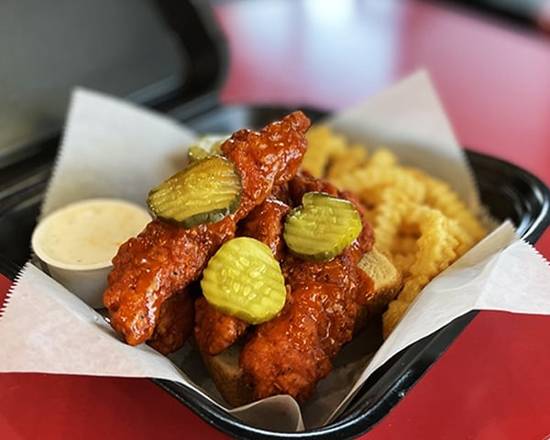 Order 4 Piece Nashville Hot Chicken Tenders Plate food online from Lucky Wishbone store, Tucson on bringmethat.com