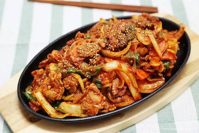 Order Jae Yuk Bokk Um food online from Gom Tang E store, Centreville on bringmethat.com