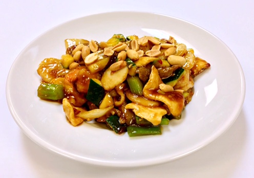 Order Kung Pao Chicken Family Dinner food online from Moon China Bistro store, Chandler on bringmethat.com