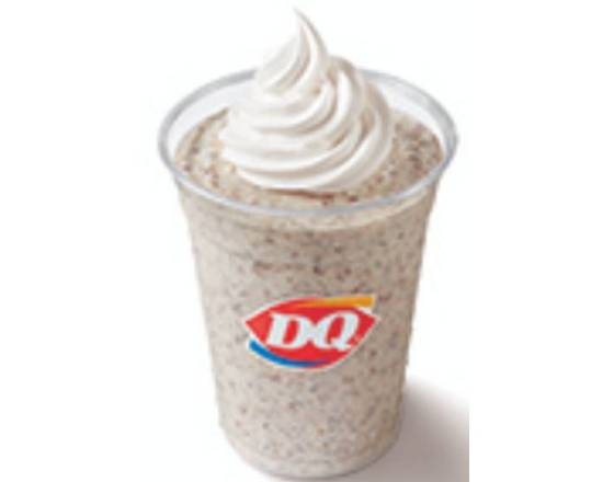 Order S'mores Shake food online from Dairy Queen Grill & Chill store, Indianapolis on bringmethat.com