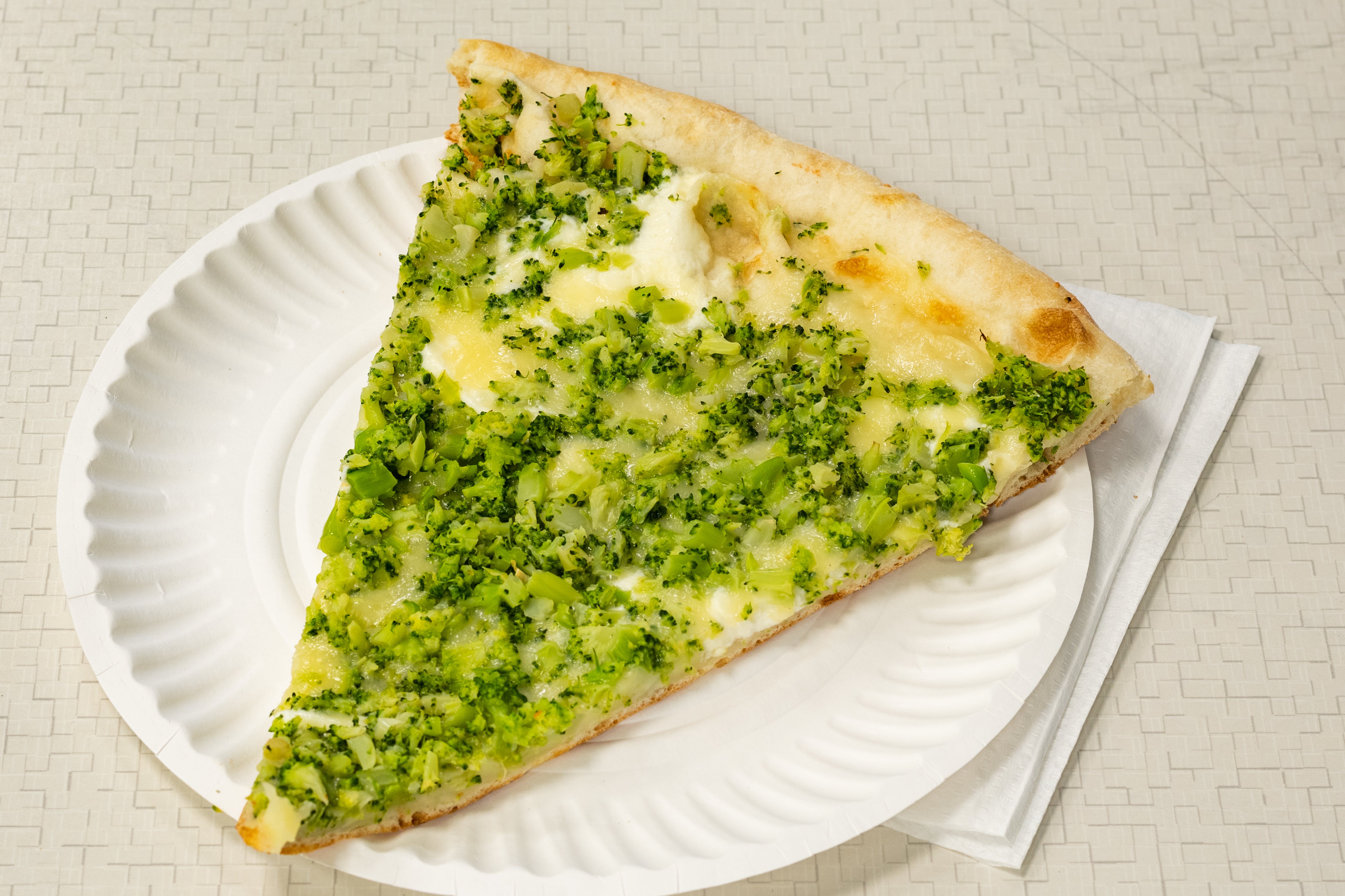 Order White Broccoli Pizza Slice - Slice food online from J2 Pizza South store, Lakewood on bringmethat.com