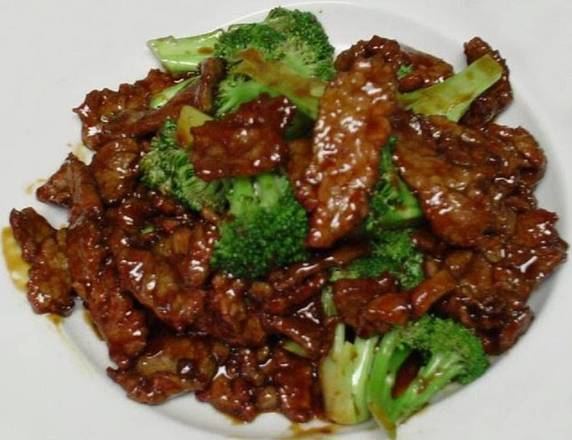 Order B3. Hunan Beef 湖南牛 food online from Jade Restaurant & Lounge store, Seattle on bringmethat.com