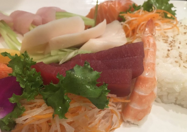 Order Chirashi Dinner food online from Kumo Sushi and Lounge store, New City on bringmethat.com