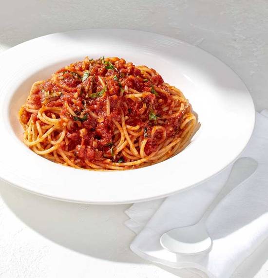 Order TOMATO BASIL SPAGHETTI food online from California Pizza Kitchen store, King of Prussia on bringmethat.com