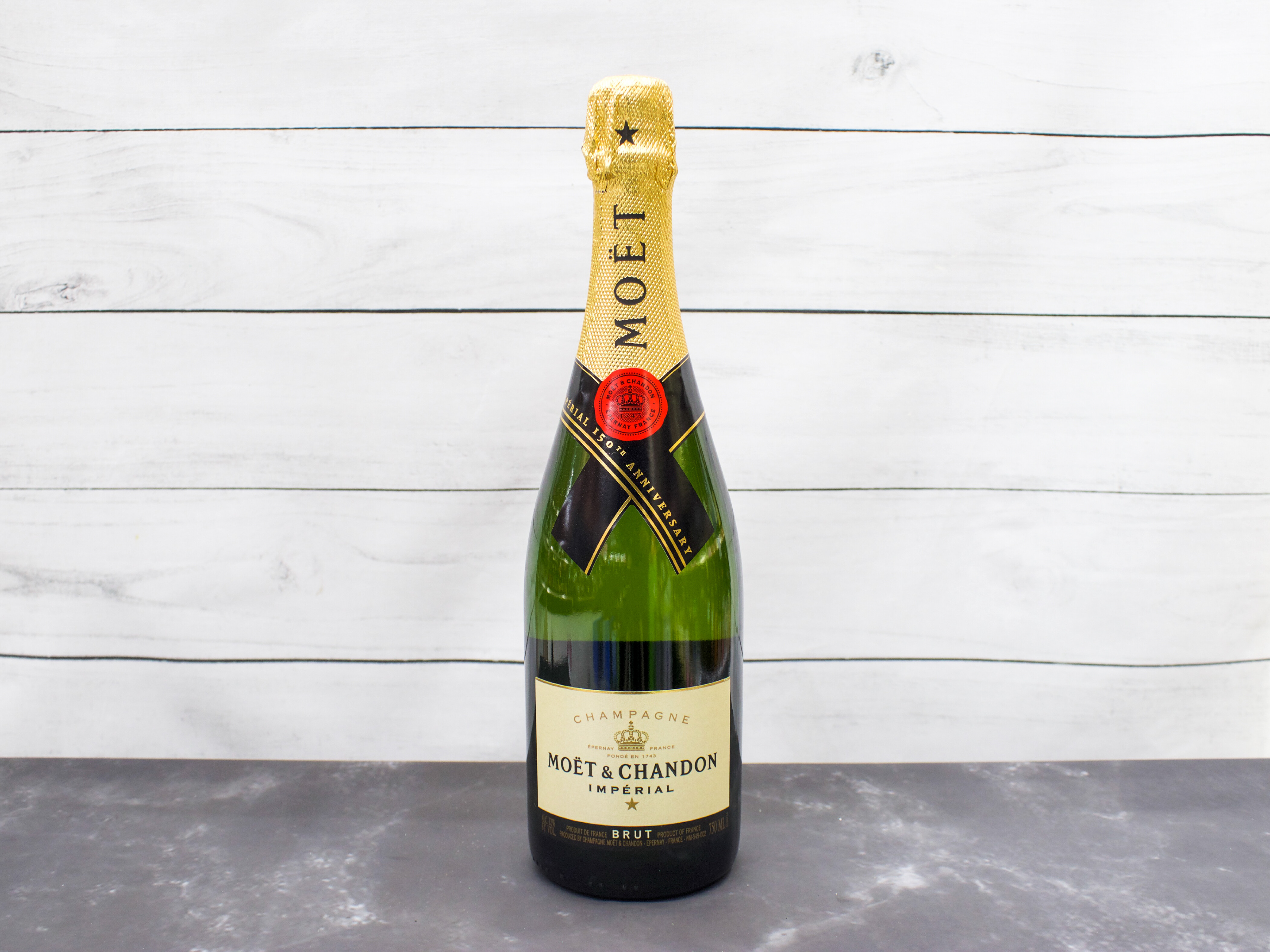 Order 750 ml. Moet and Chandon - Brut ABV 12% food online from Bailey Plaza Liquors store, Mountain View on bringmethat.com
