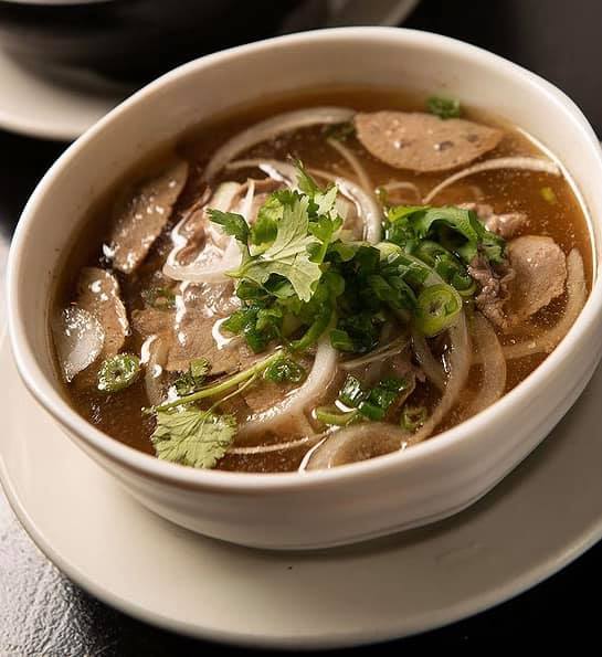 Order PH7. Pho Tai Bo Vien Soup food online from Thanh Thanh 2 store, Portland on bringmethat.com