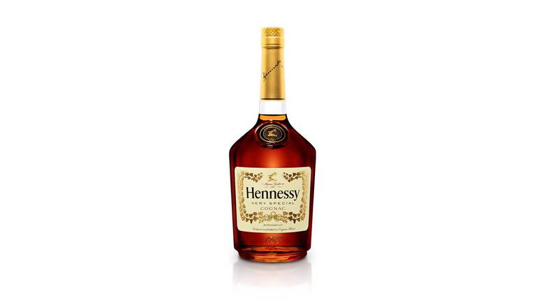 Order Hennessy Vs Cognac Abv 40% food online from Waldi Discount Liquor store, Ansonia on bringmethat.com