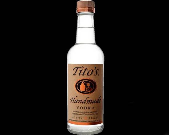 Order Tito's, 375mL vodka (40.0% ABV) food online from Pit Stop Liquor Mart store, El Monte on bringmethat.com