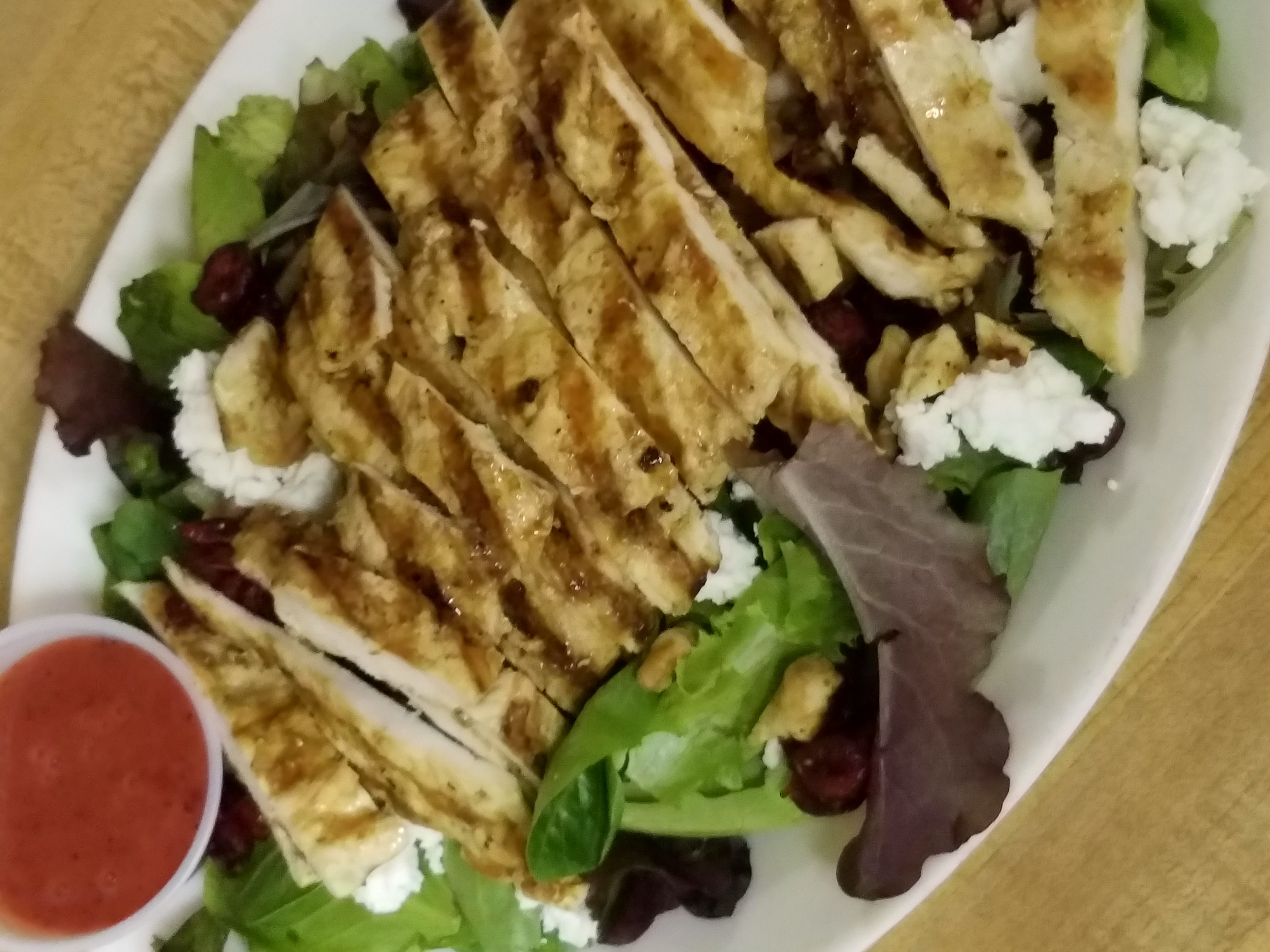 Order Grilled Chicken Pompei Salad food online from Pompei Pizza store, Bayonne on bringmethat.com