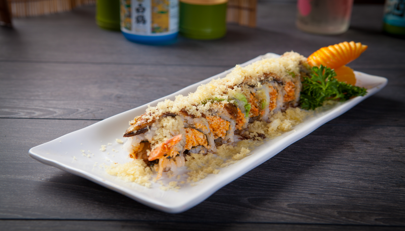 Order R40. Crunch Dragon Roll food online from Starfish Sushi store, Downey on bringmethat.com