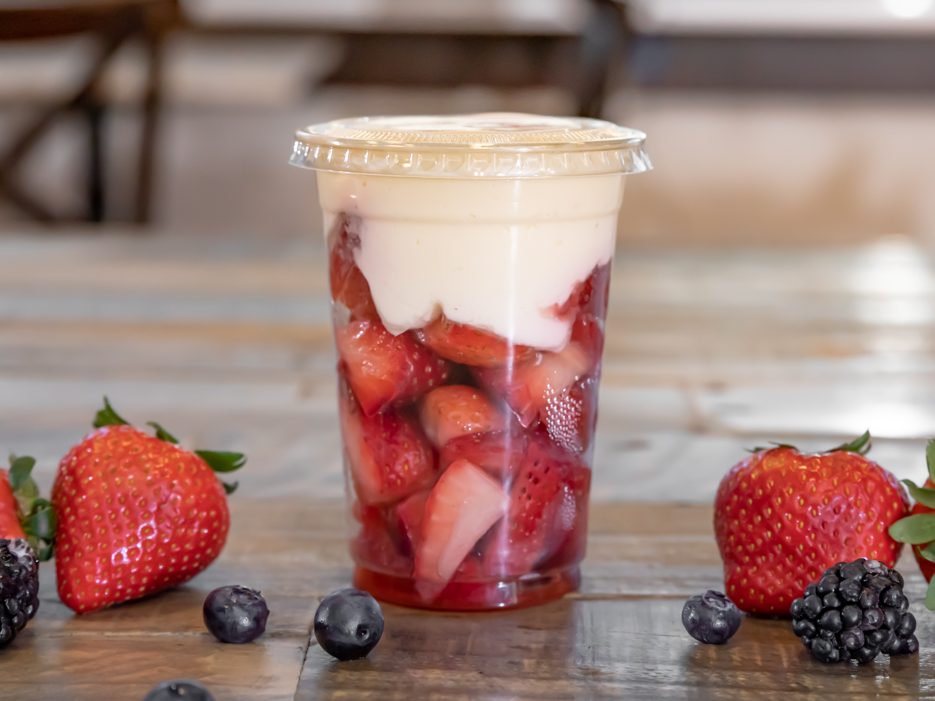 Order Strawberries and Cream food online from Fruta Cafe 1000 store, Bridgeport on bringmethat.com
