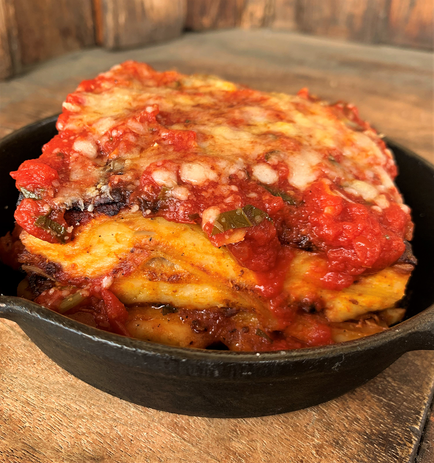 Order Lasagna food online from Bar Verona store, Commerce Charter Township on bringmethat.com