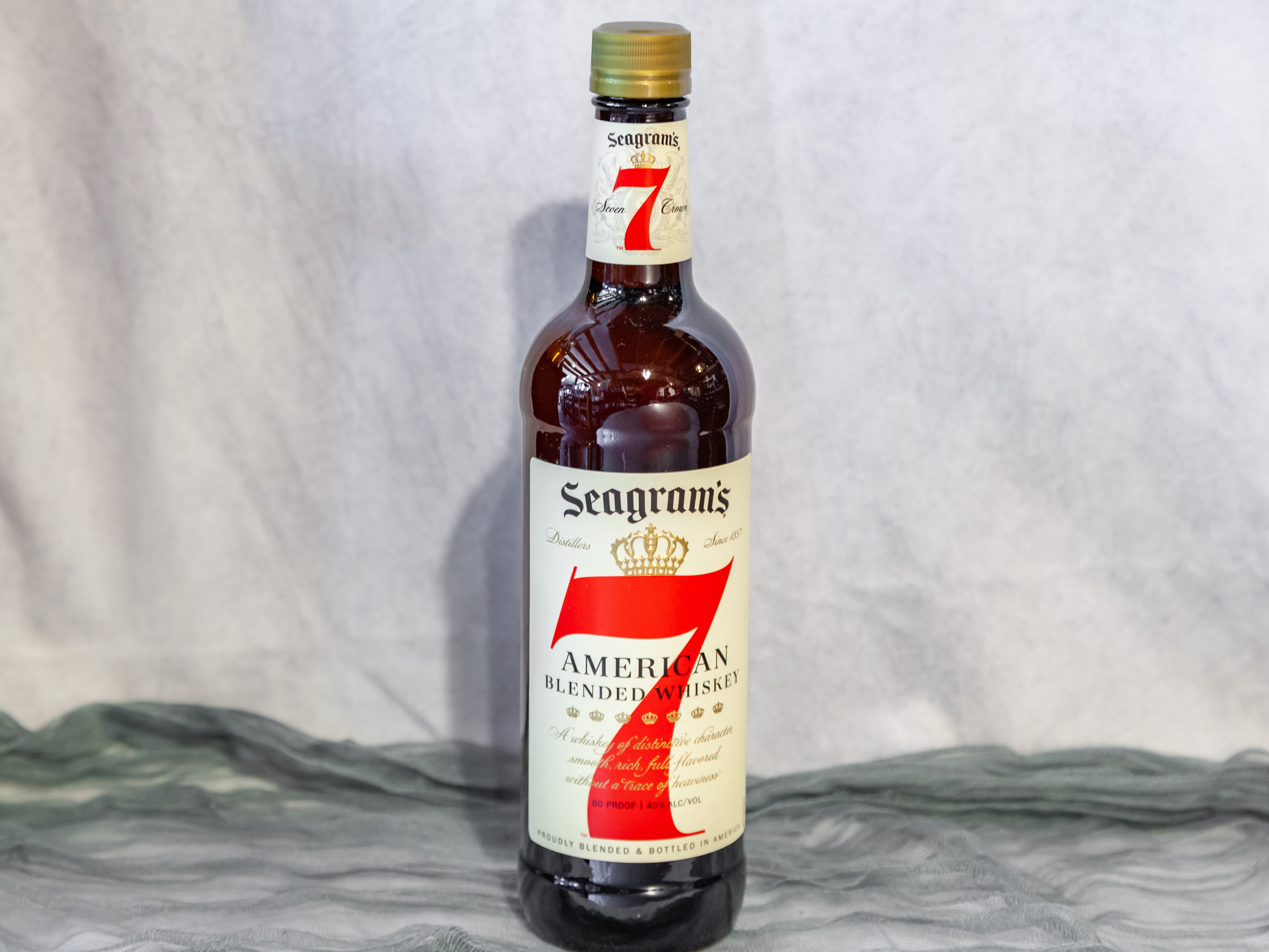 Order Seagram's 7 Crown Blended Whiskey food online from Alameda Cellars Wines And Liquors store, Alameda on bringmethat.com