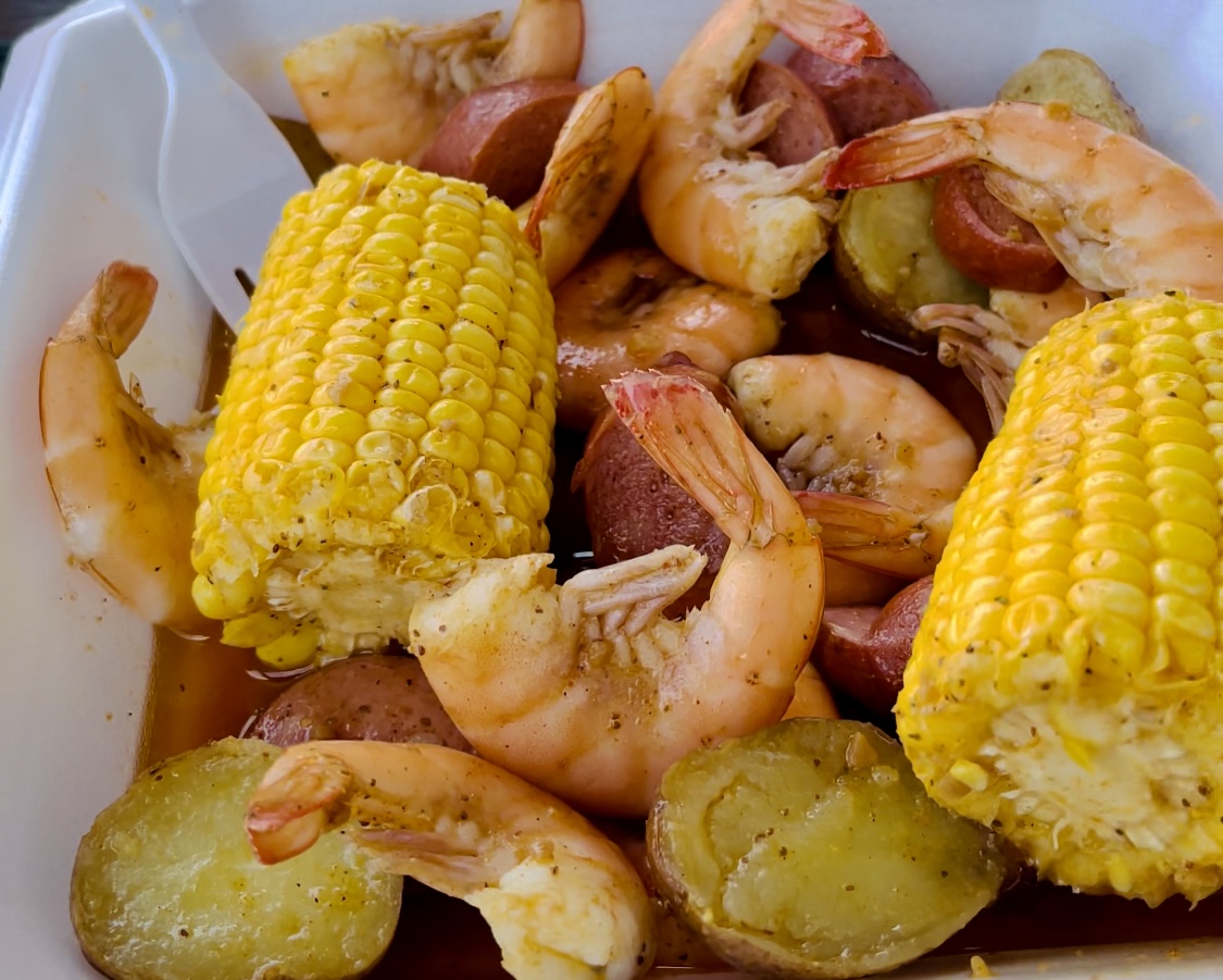 Order Low country shrimp boil food online from Kickers Pizza Bar store, Augusta on bringmethat.com
