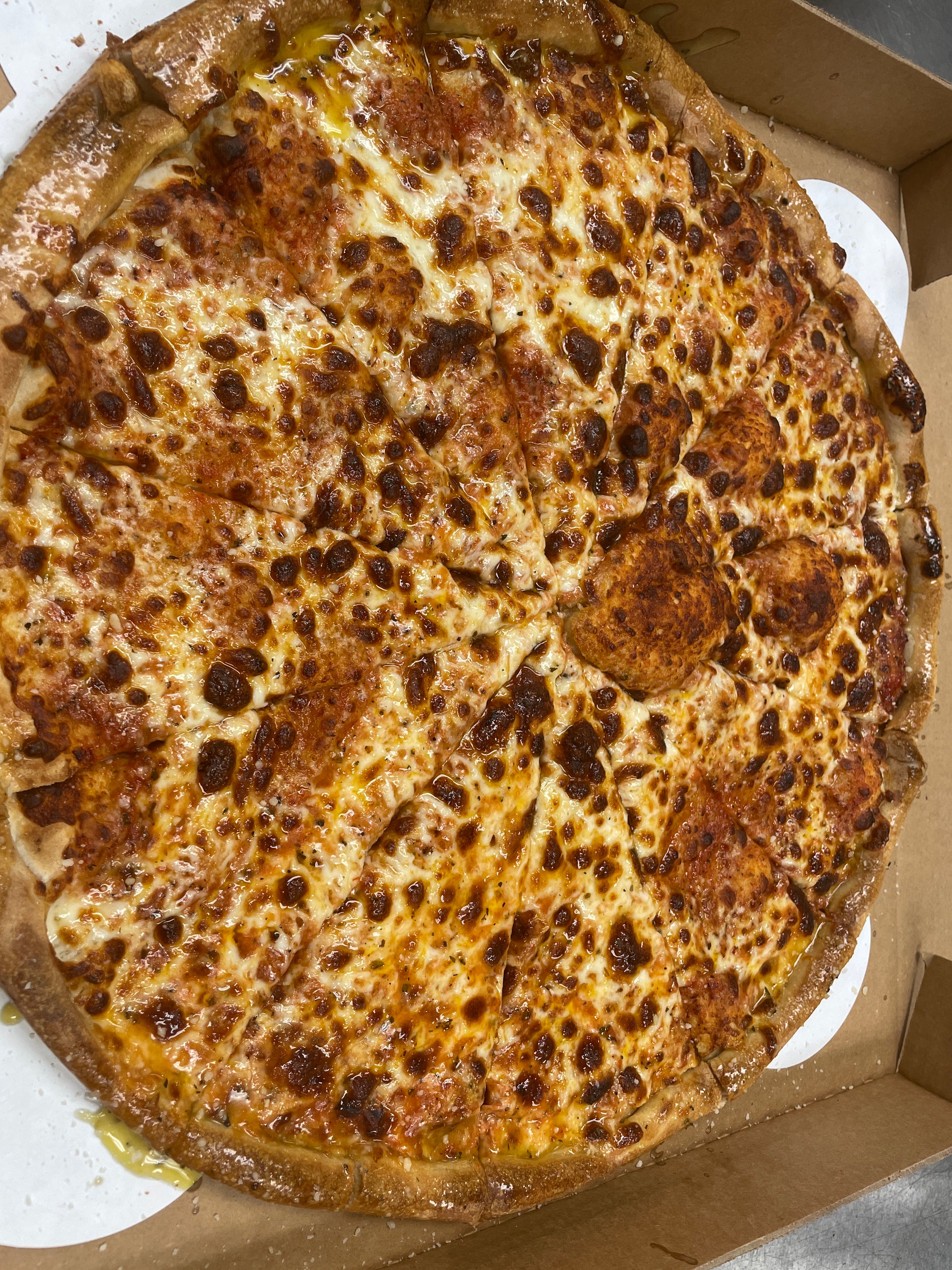 Order Cheese Pizza - Small food online from Graffiti's Pizza A Greek Taverna store, Mcdonough on bringmethat.com