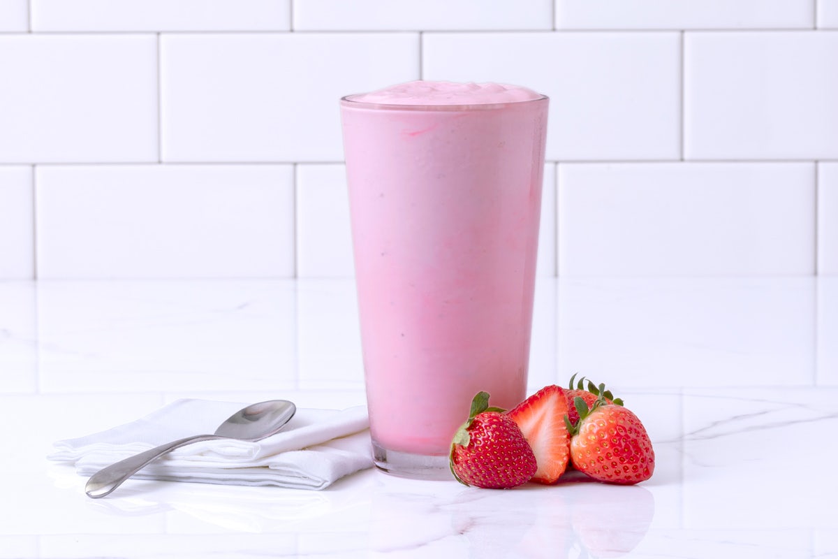 Order Strawberry Milkshake food online from Slim Chickens store, Independence on bringmethat.com