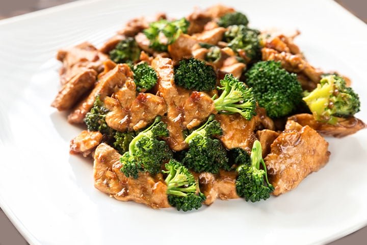 Order 87. Chicken with Broccoli food online from Ju Feng Chinese Restaurant store, Brooklyn on bringmethat.com