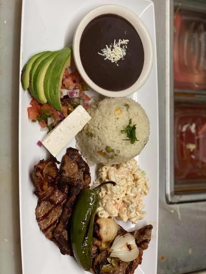 Order Churrasco Guatemalteco food online from Pupuseria y Restaurant el Cuscatleco store, Upper Darby on bringmethat.com