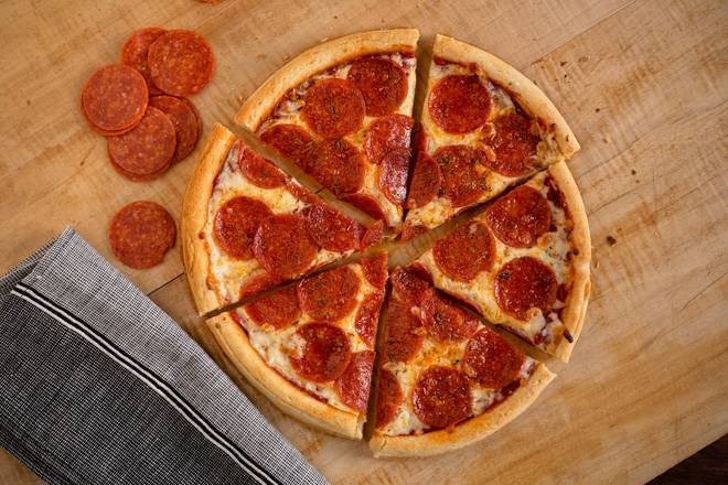Order Gluten-Free Pepperoni Pizza food online from Uno'S Pizzeria & Grill store, Southport on bringmethat.com