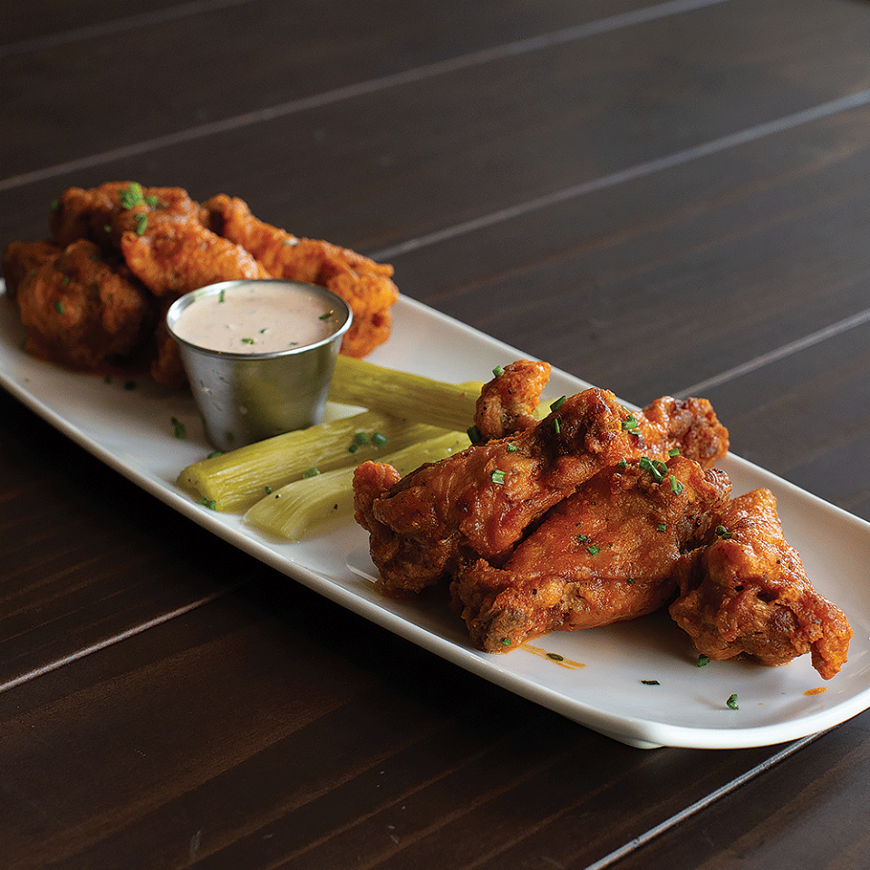 Order Crispy Chicken Wings food online from Bar Louie store, The Woodlands on bringmethat.com