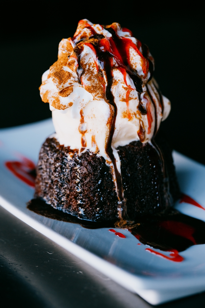 Order Chocolate Lava Cake food online from Valley Lodge Tavern store, Wilmette on bringmethat.com